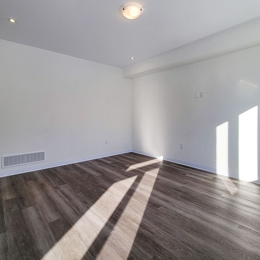 For Lease - 31 Turnbull Drive, Brantford, Ontario - Photo 1