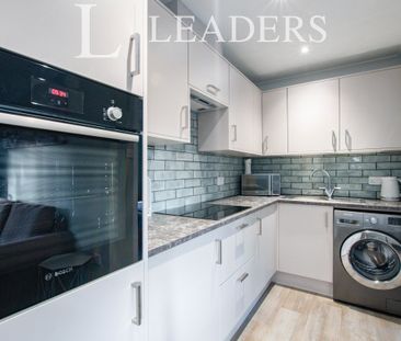 1 bedroom apartment to rent Albert Road, Ferndown, BH22 - Photo 2