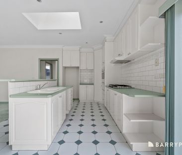 Federation Inspired Family Living - Photo 6