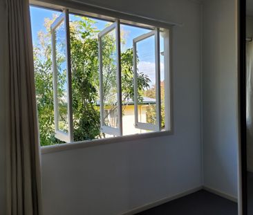 Strathpine - Photo 4