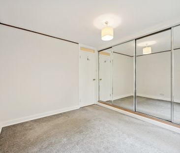 Clarence Gardens - Photo 5