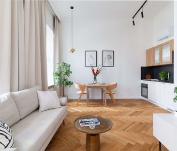 Kawalerka 45m², Złota 83, Mirów, Warszawa - Photo 1