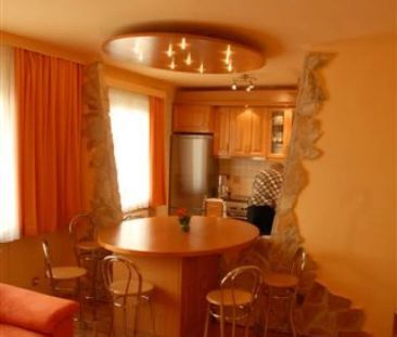 Perfekte voll möblierte Familienwohnung mit 4 Zimmern im Botschafte... - Foto 2