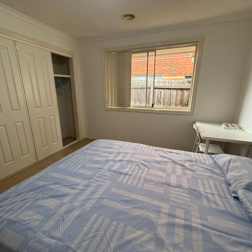 Hoppers Crossing - Photo 1