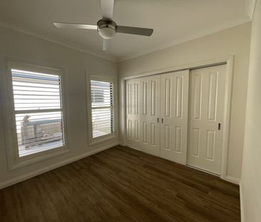 Family home hidden away in Hillvue... - Photo 5