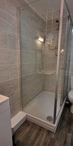 2 Bed Student Accommodation - Photo 4