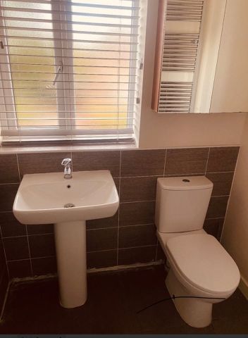 Room in a Shared House, South Parkway, LS14 - Photo 4