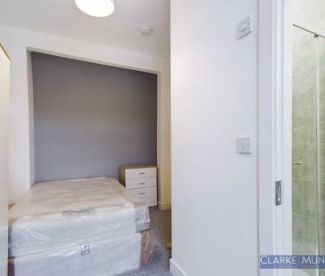 Chester Street, Middlesbrough - Photo 5