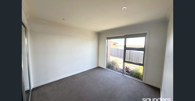 MODERN UNIT - Photo 1