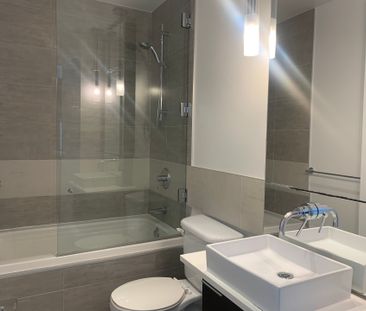 For Lease - 8 Charlotte Street Unit# 1208, Toronto, Ontario - Photo 4