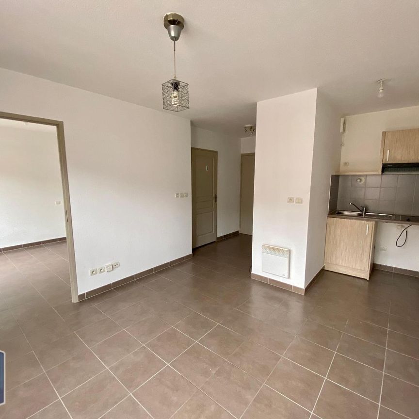 Location Appartement 2 pièces 35m² LA SEYNE SUR MER 83500 - Photo 1