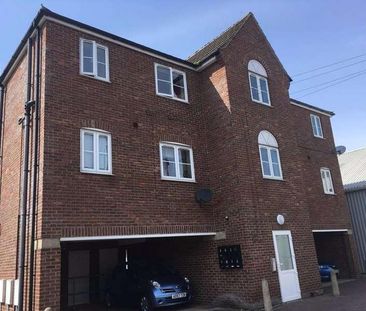 Peckover Court, North End, Wisbech, PE13 - Photo 4