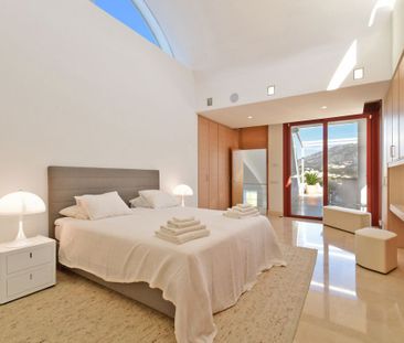 Luxury Villa for rent in Nueva Andalucia, Andalusia - Photo 5