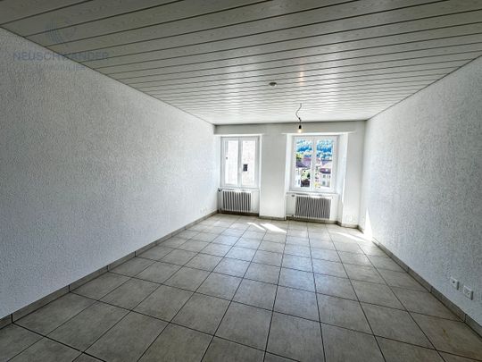 Charming and well located, close to schools - Photo 1