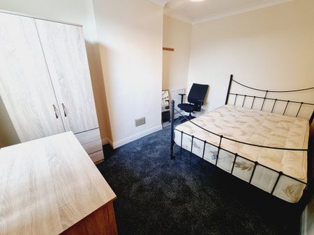3 Bed Student Accommodation - Photo 5