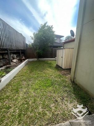 Superb Location & Lifestyle - Family Home For Rent - Photo 1