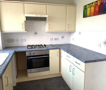 2 bedroom terraced house to rent - Photo 4