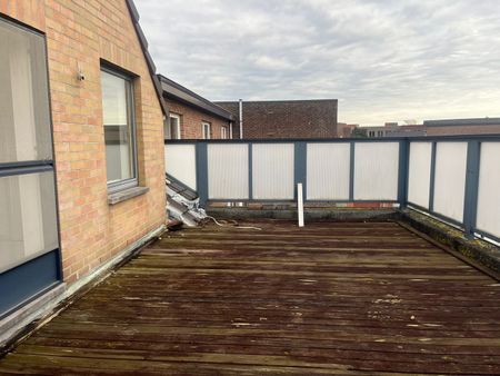 Centraal Gelegen 1 slaapkamerappartement met ruim terras en garage - Foto 2