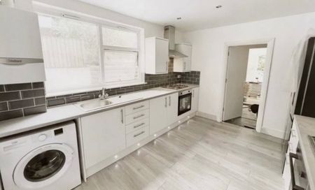 Room in a Shared House, Minet Gardens, NW10 - Photo 4