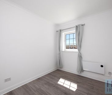 Starboard Court, Brighton Marina Village - Photo 3