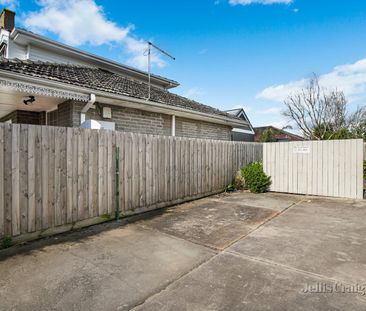 2/40 Chifley Avenue, Altona - Photo 5