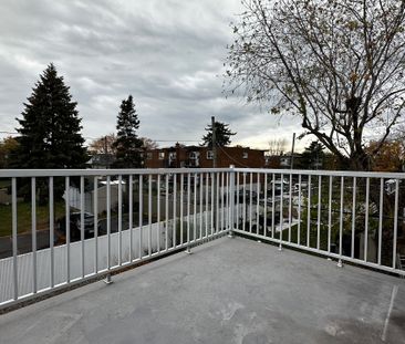 402 Rue Cadillac, Longueuil (Le Vieux-Longueuil), QC J4L - Photo 4
