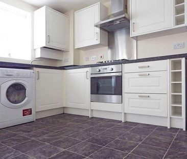 Woodford Way, Witney, Oxfordshire, OX28 - Photo 2