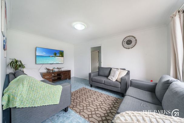 Cosy 3?Bedroom Home in Heart of Bossley Park - Photo 1