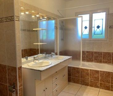 Maison à louer - 5 pièces - 122 m² - Photo 6