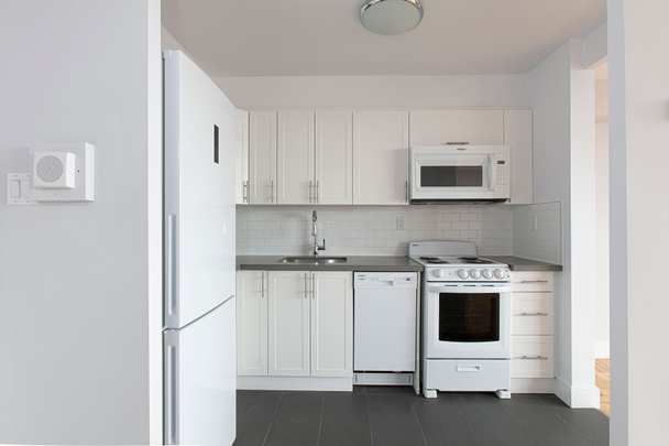 For Lease - 666 Spadina Avenue Unit# 2108, Toronto, Ontario - Photo 1