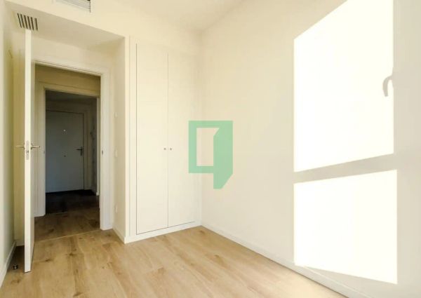 Piso de alquiler en Miquel Xirgu Rico, Port