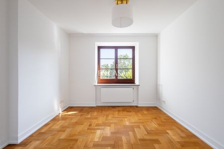 Dwupoziomowy apartament w sercu Saskiej Kępy - Photo 5