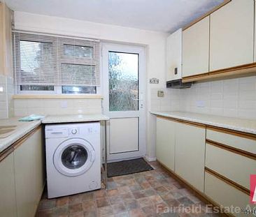 3 bedroom property to rent in Watford - Photo 3