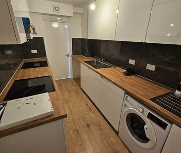 Room in a Shared House, Ballogie Avenue, NW10 - Photo 2