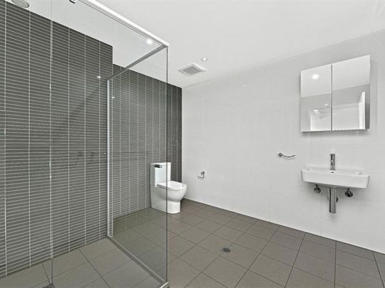 2/15 Bidjigal Road, Arncliffe NSW 2205 - Apartment For Rent | Domain - Photo 1