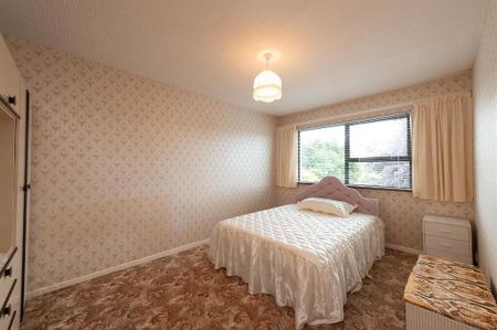 81 Lisburn Road, Ballynahinch, BT24 8TT - Photo 5