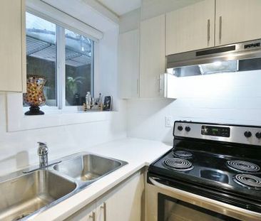 MODERN and very spacious 2 bedroom suite - utilities included! - Photo 2