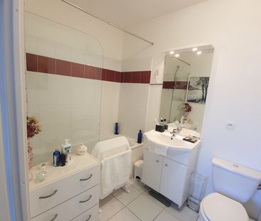 Location Appartement 2 pièces 45m² CARBON BLANC 33560 - Photo 2