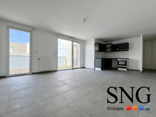 T4 AVEC BALCON + 2 PARKINGS - Photo 1