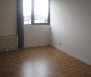 A LOUER APPARTEMENT PROCHE CENTRE VILLE DE ST QUENTIN 02100 - Photo 6