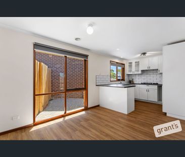1/4 Daryl Court, Hampton Park, Vic 3976 - Photo 3