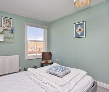 2 bedroom flat to rent - Photo 4