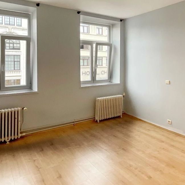 Appartement te huur in Brussel voor € 1.460 met 2 slaapkamers - Foto 1