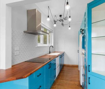 Super sunny double glazed 2 bedroom home - Photo 4
