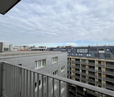 3-Zimmer-Wohnung mit kleinem Balkon im 7. Stock direkt am Modenapar... - Foto 5