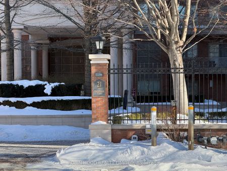 21 Burkebrook Place #331 - Photo 2