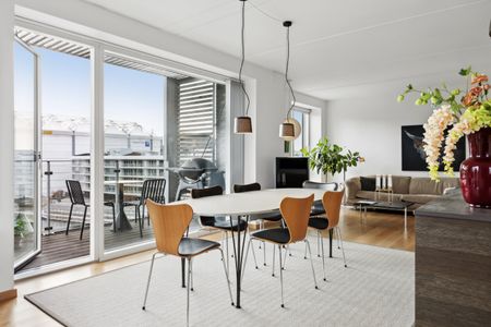 Eksklusiv penthouselejlighed i to plan med 69 m2 tagterrasse - Photo 2