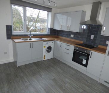 2 bedroom flat to rent - Photo 6