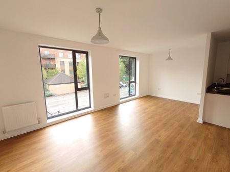 2 bedroom apartment to rent - Photo 2