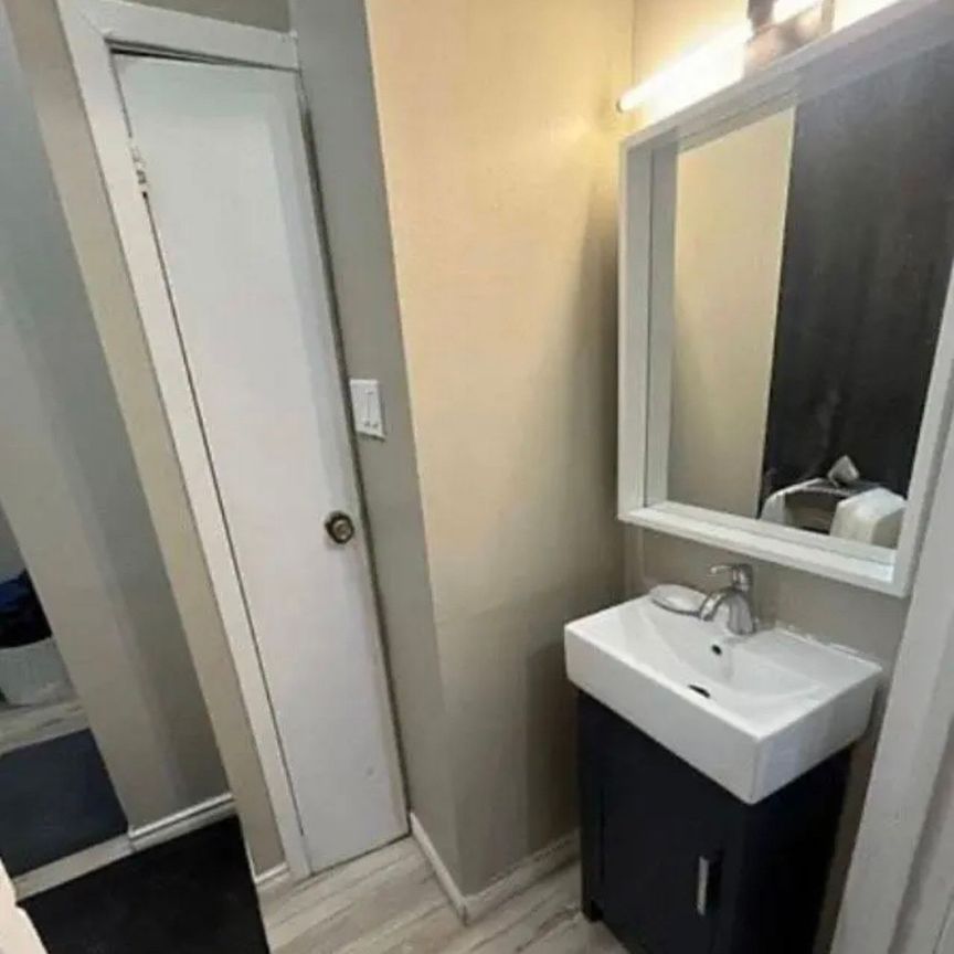 For Lease - 106 Kent Street Unit# 1, London East, Ontario - Photo 1